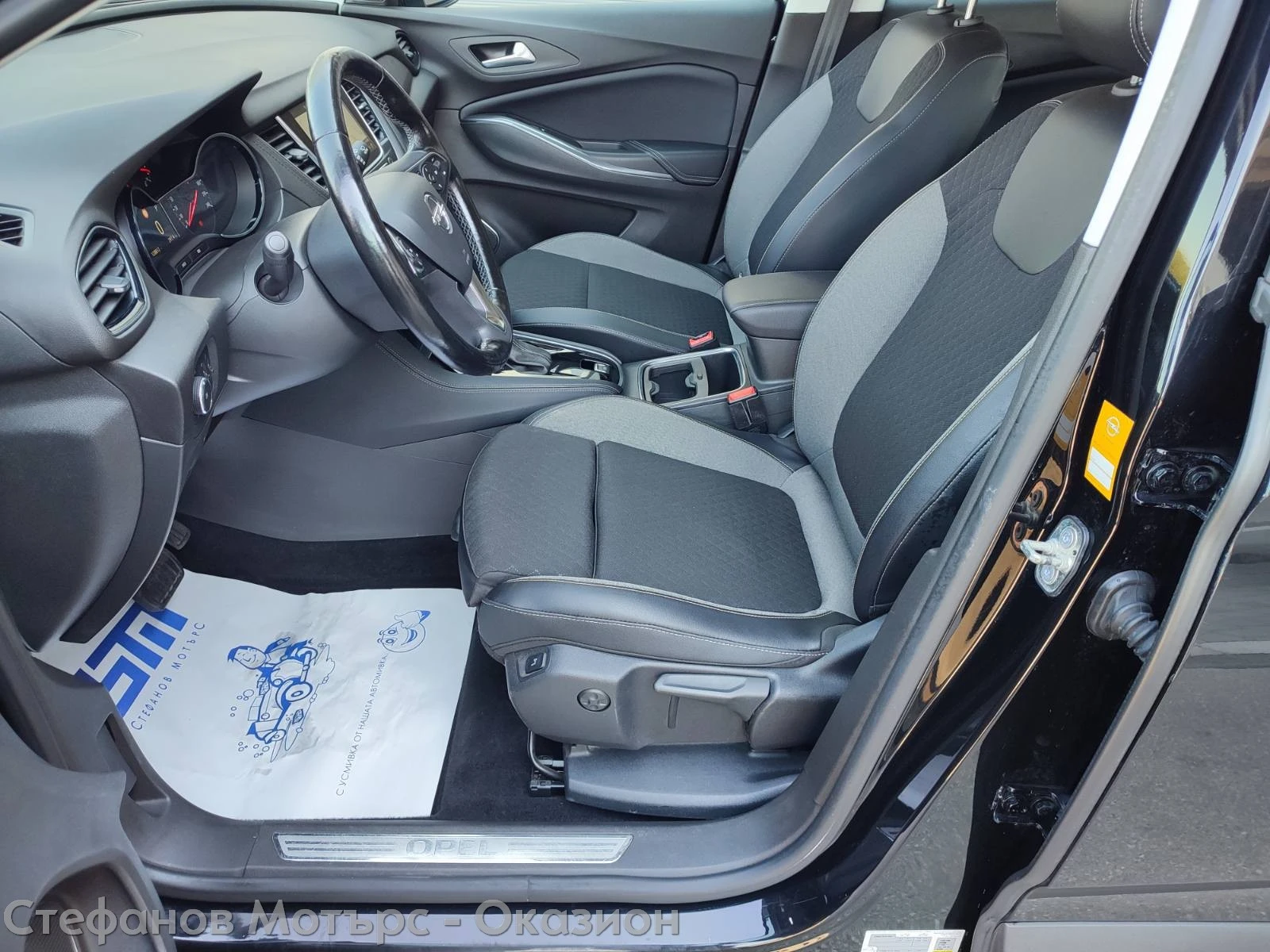 Opel Grandland X Innovation 1.5 Diesel (130HP) AT8, снимка 12 - Автомобили и джипове - 55703044