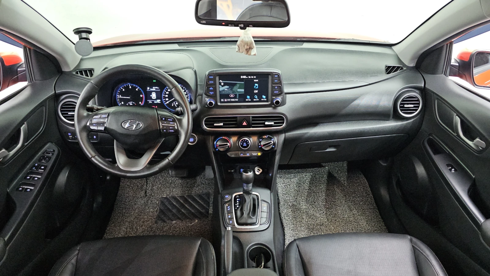 Hyundai Kona 1.6 Modern* ПОДГРЕВ ВОЛАН* КРАЙНА ЦЕНА, снимка 7 - Автомобили и джипове - 56133522