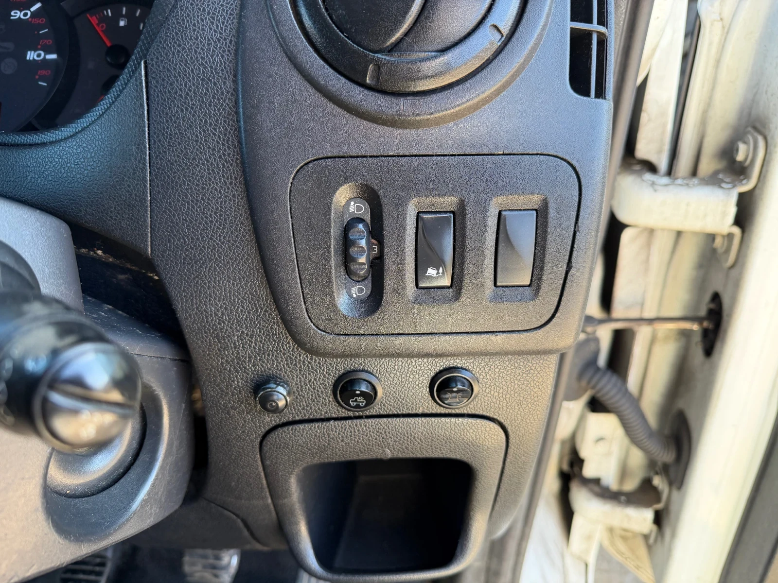 Nissan NV400 2018, снимка 12 - Бусове и автобуси - 53820427