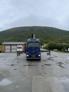 Mercedes-Benz Arocs 2851 6x2 + HIAB 288 Е-7 HIPRO, снимка 2