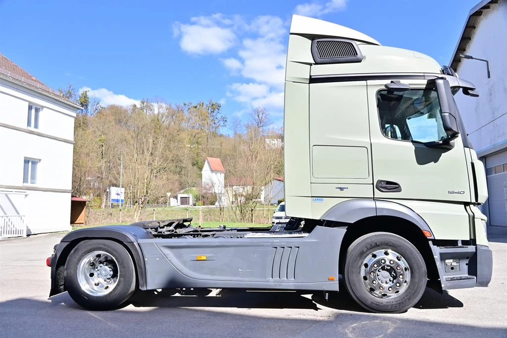 Mercedes-Benz Actros 1840 Retarder алу-джанти, серв.книжка, снимка 3 - Камиони - 54045064