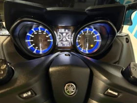 Yamaha T-max 560i ABS TCS AKRAPOVIC, снимка 10