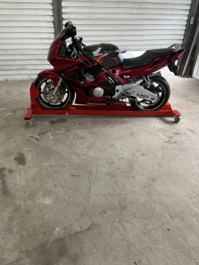 ������ Honda Cbr