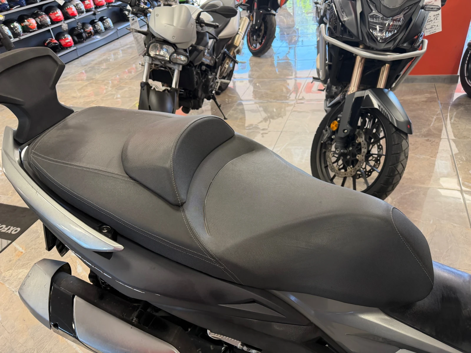 Kymco Xciting 400, снимка 5 - Мотоциклети и мототехника - 54676938