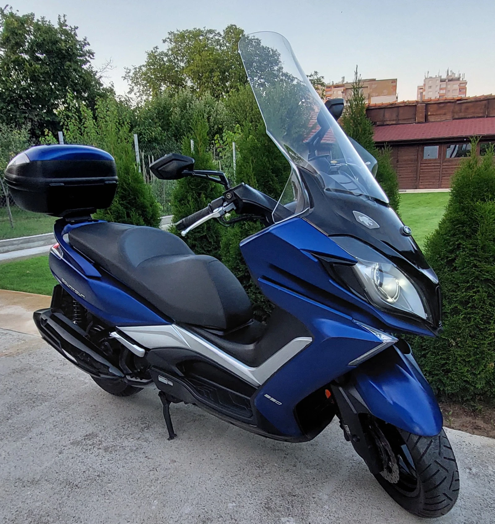 Kymco Downtown 350i ABS TCS , снимка 2 - Мотоциклети и мототехника - 55467162