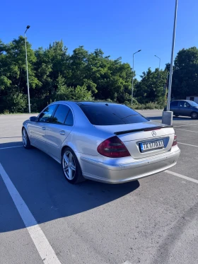 Mercedes-Benz E 320, снимка 4