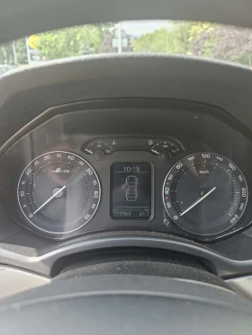 Skoda Octavia 1.6 MPI, снимка 11