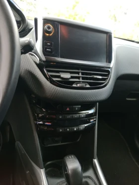 Peugeot 2008 1.2, снимка 12 - Автомобили и джипове - 53129522