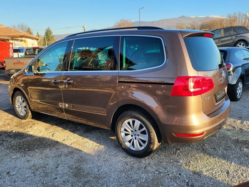 VW Sharan ТОП ОБСЛУЖЕН, снимка 13 - Автомобили и джипове - 43586773