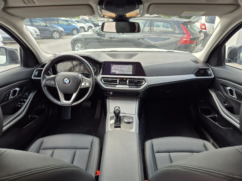 BMW 330 e///X-drive///DISTRONIC///КОЖА, снимка 6 - Автомобили и джипове - 46723359