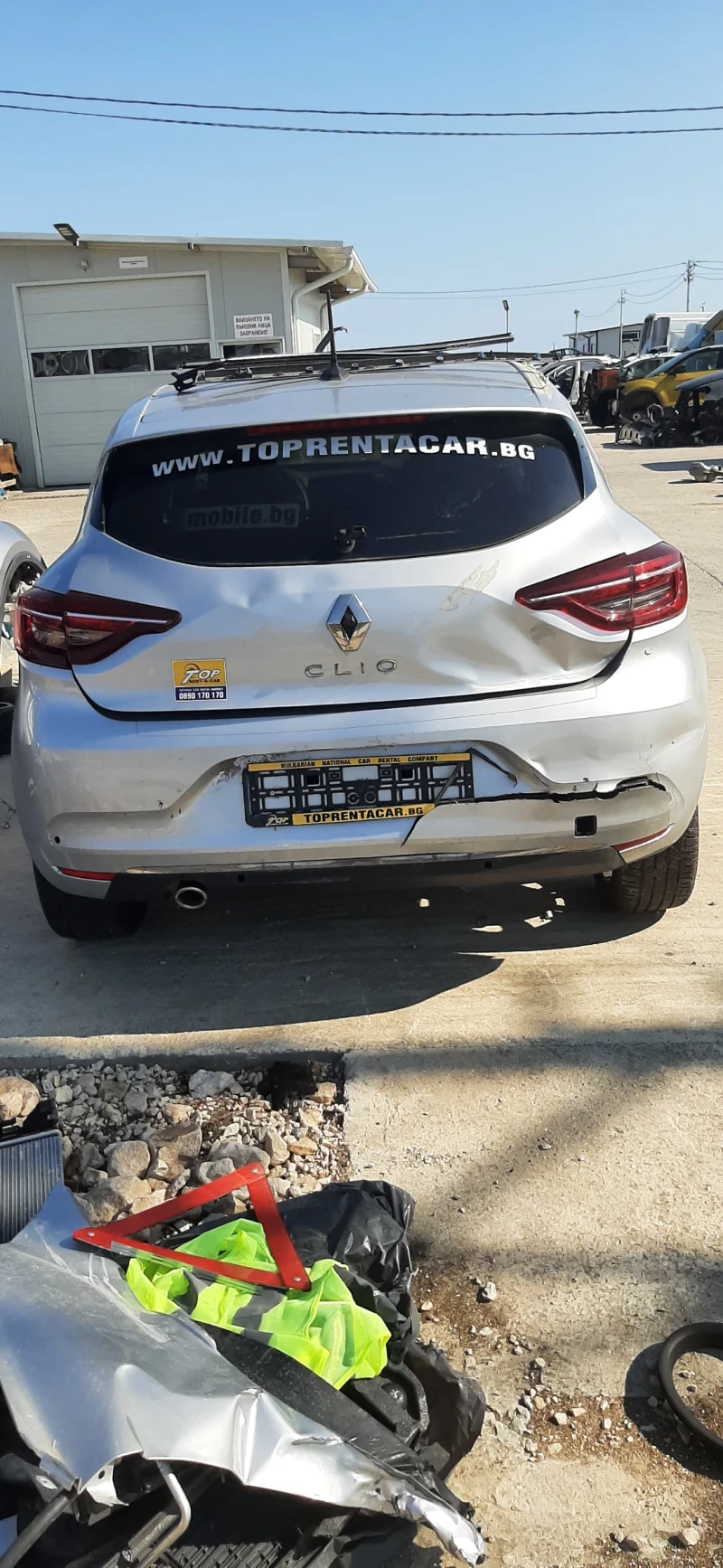 Renault Clio 1.0i, снимка 1 - Автомобили и джипове - 46929781