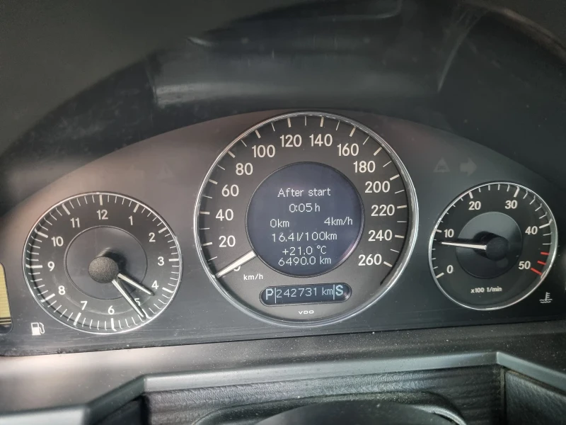 Mercedes-Benz E 220 Mercedes  Е220 cdi , снимка 6 - Автомобили и джипове - 47230309