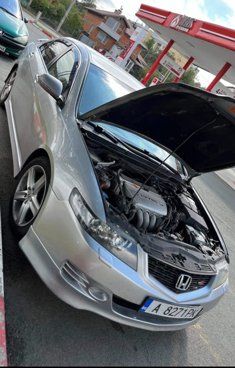 Honda Accord 2.4 i-vtec TypeS, снимка 9 - Автомобили и джипове - 47280330