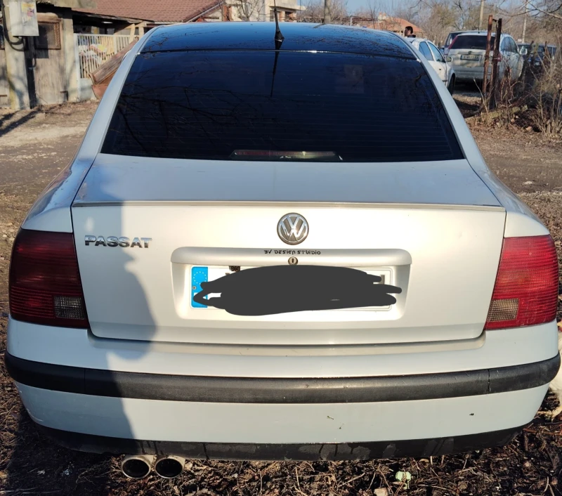 VW Passat, снимка 2 - Автомобили и джипове - 48630842