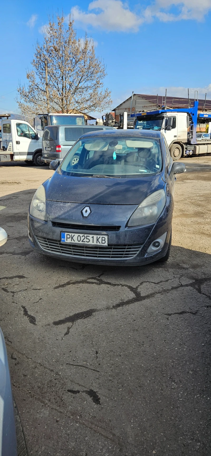 Renault Scenic, снимка 1 - Автомобили и джипове - 48964491