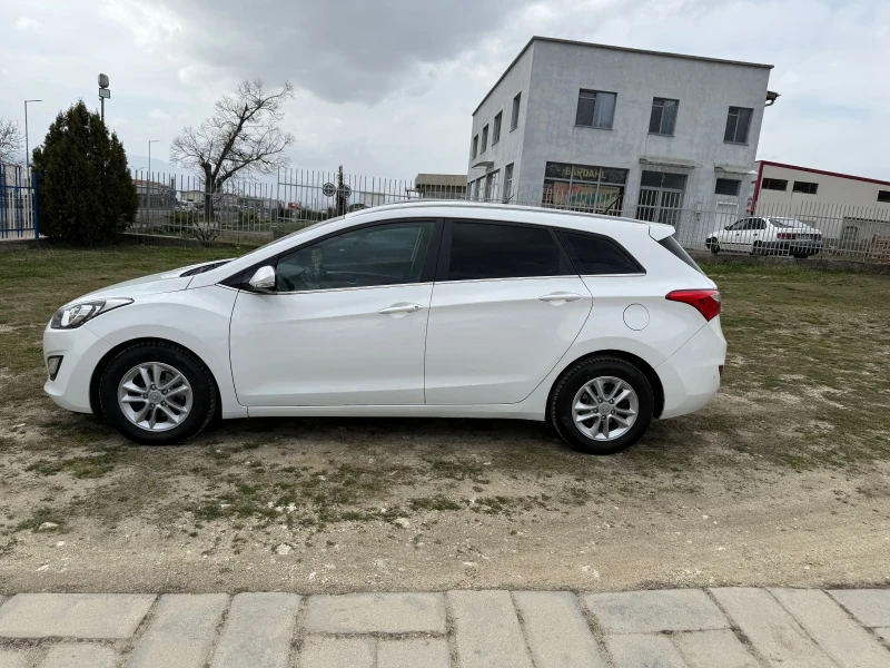 Hyundai I30 1.6 CRDI, снимка 5 - Автомобили и джипове - 49478844