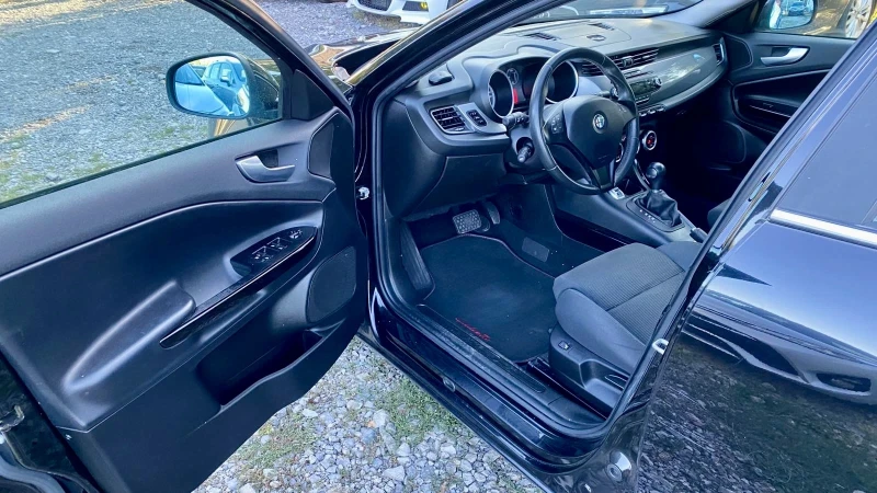 Alfa Romeo Giulietta 1.4 T - 170 HP - AUTOMATIC, снимка 5 - Автомобили и джипове - 51724994