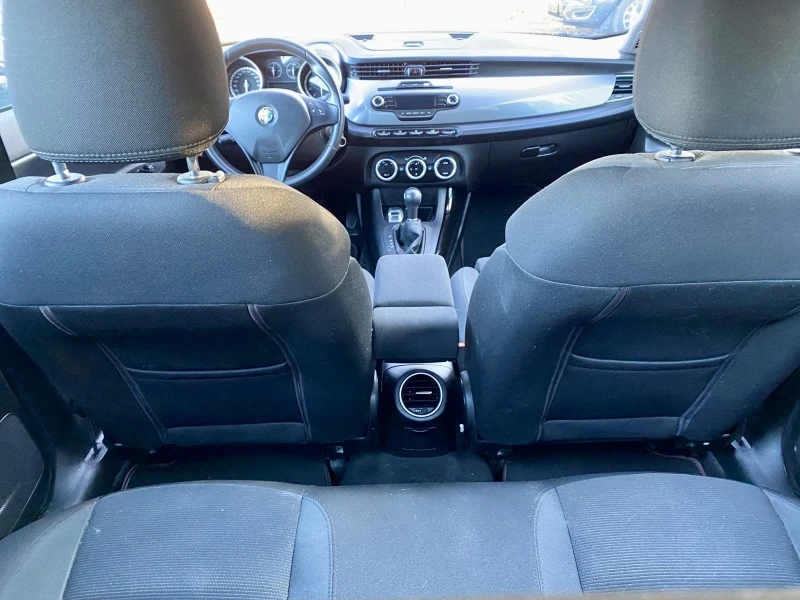 Alfa Romeo Giulietta 1.4 T - 170 HP - AUTOMATIC, снимка 13 - Автомобили и джипове - 51724994