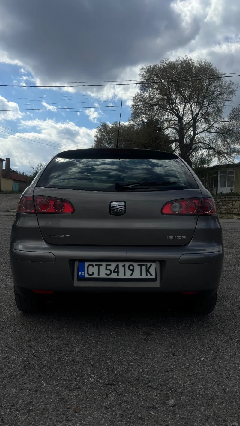Seat Ibiza, снимка 4 - Автомобили и джипове - 52253753