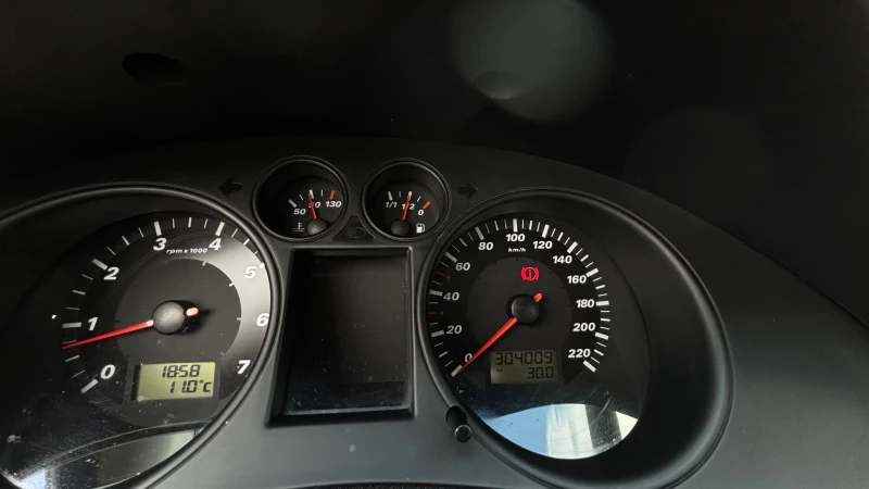 Seat Ibiza, снимка 10 - Автомобили и джипове - 52253753