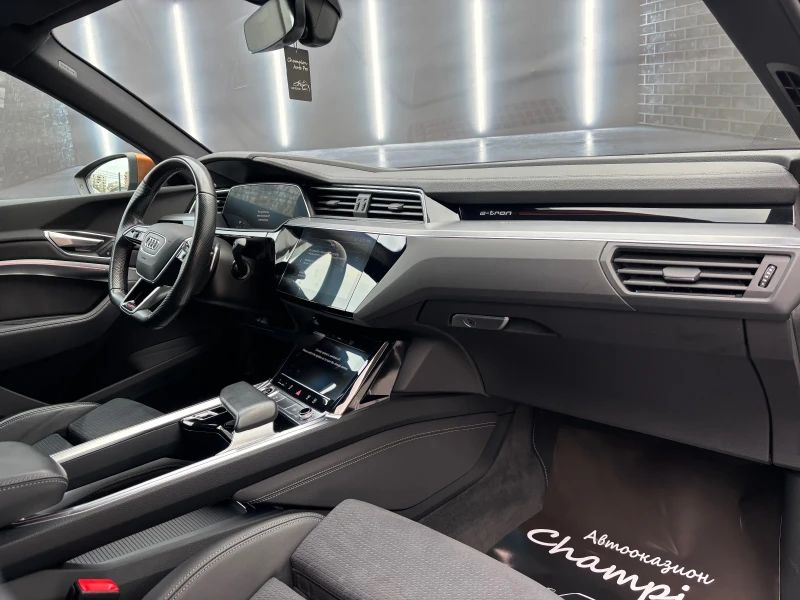 Audi E-Tron 36000км., снимка 11 - Автомобили и джипове - 51989936