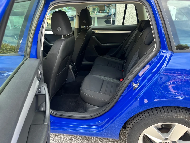 Skoda Octavia 1.5 TSI 7DSG, снимка 6 - Автомобили и джипове - 52245366