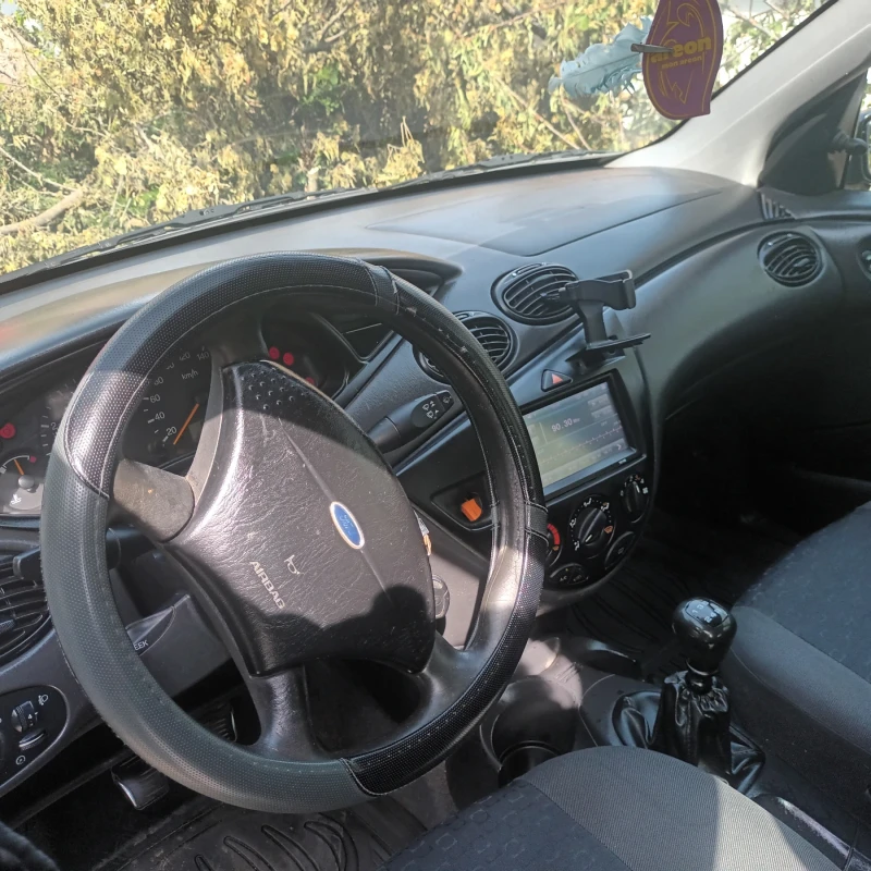 Ford Focus 1, 8 td, снимка 14 - Автомобили и джипове - 52597834