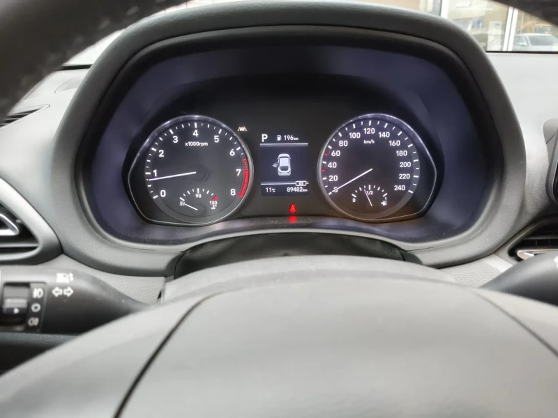 Hyundai I30 Fastback EXCLUSIVE LED, снимка 11 - Автомобили и джипове - 52311100