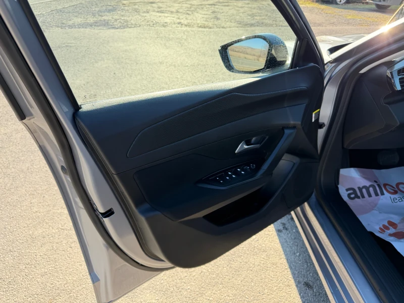 Peugeot 308 1.2 i, снимка 8 - Автомобили и джипове - 52949752