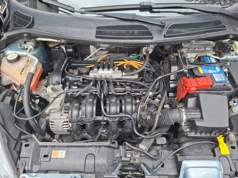 Ford Fiesta 1, 4i* ГАЗ* КЛИМА, снимка 15 - Автомобили и джипове - 53053968