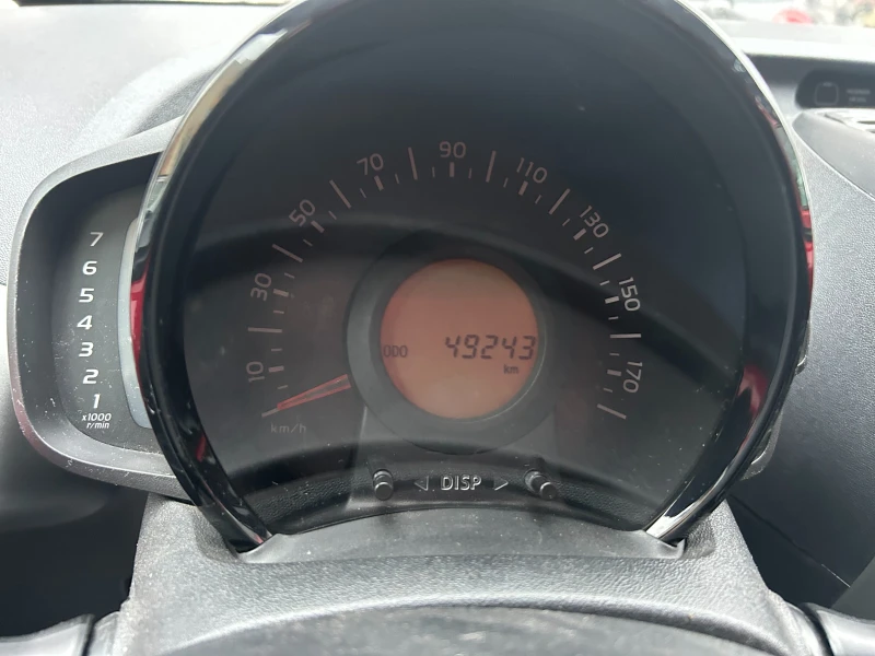 Toyota Aygo VAN 1+ 1, снимка 3 - Автомобили и джипове - 53503345