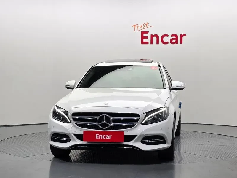 Mercedes-Benz C 220, снимка 3 - Автомобили и джипове - 54282277