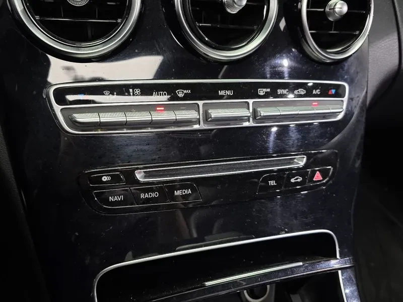 Mercedes-Benz C 220, снимка 17 - Автомобили и джипове - 54282277