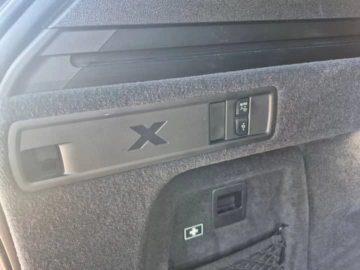 BMW X5M 4.4 M60i xDrive AT, снимка 17 - Автомобили и джипове - 55246050