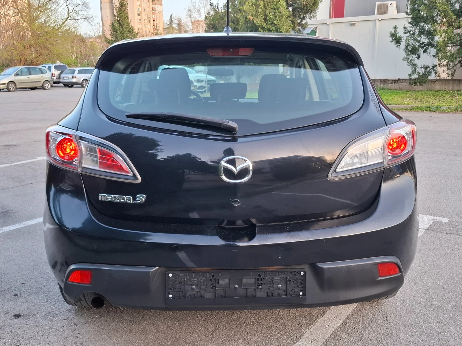 Mazda 3 1.6i 105hp * КЛИМАТИК * ЛИЗИНГ *  - изображение 5