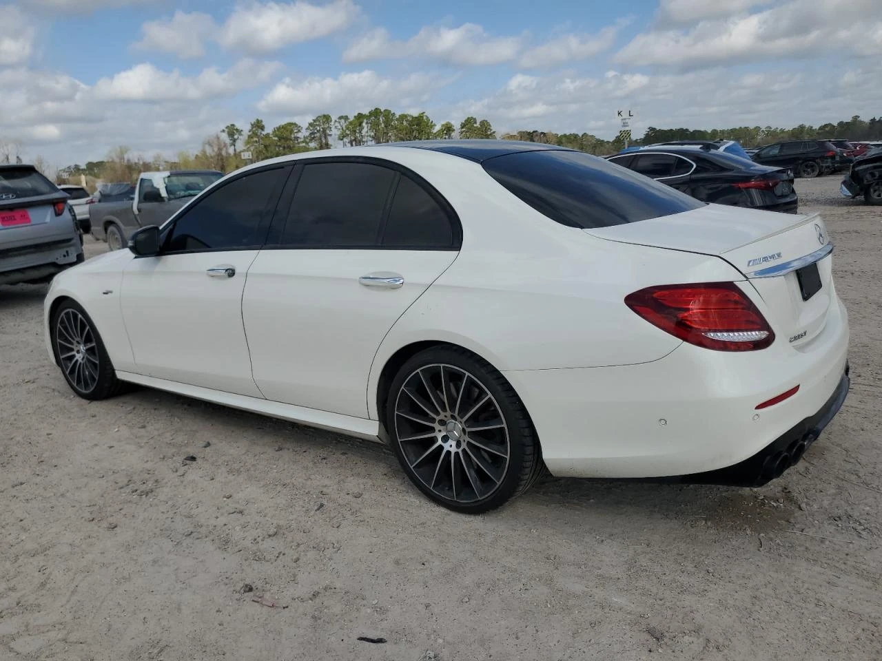 Mercedes-Benz E 53 AMG 4MATIC * М. ТОЧКА * BURMESTER * ПОДГРЕВ * KEYLESS - изображение 5