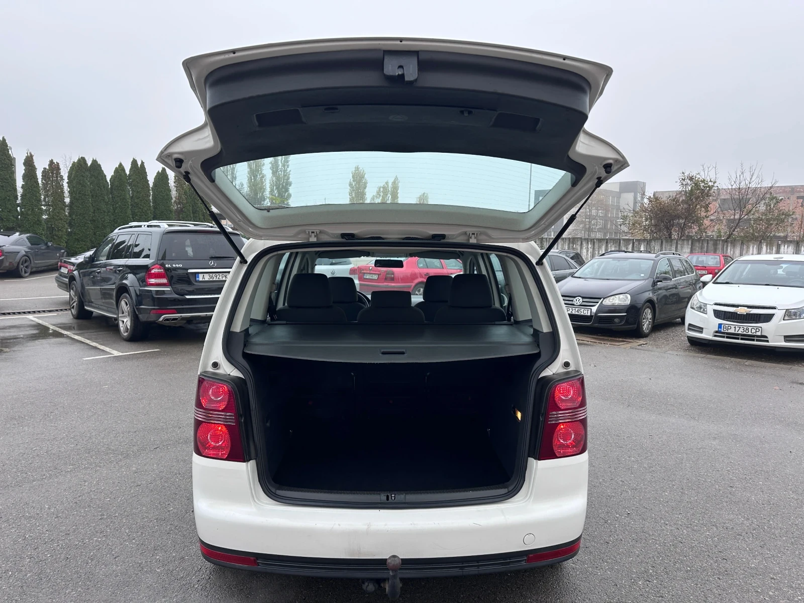 VW Touran FaceLift - 1.9TDI -   | Mobile.bg   17