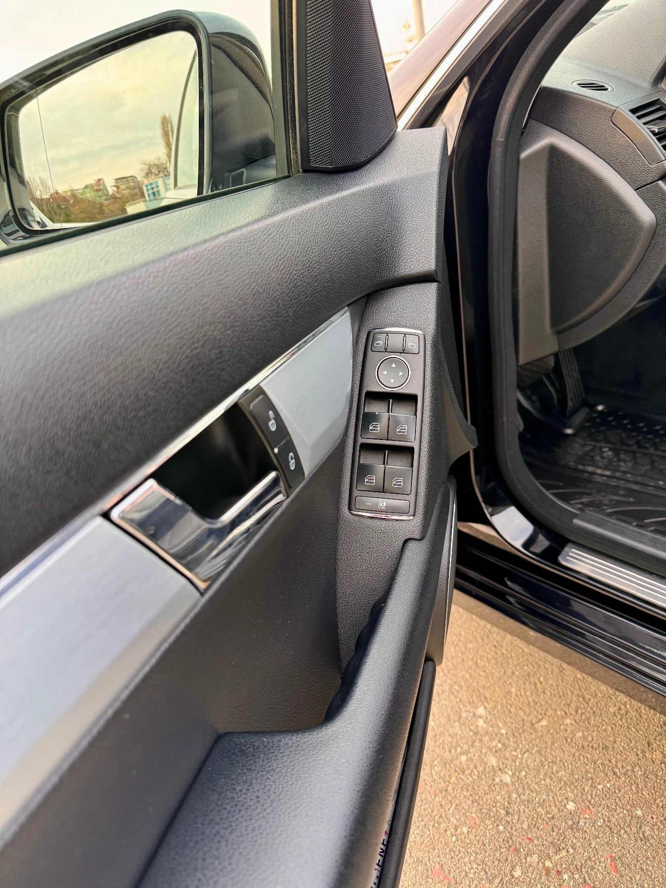 Mercedes-Benz C 200 | Mobile.bg   15