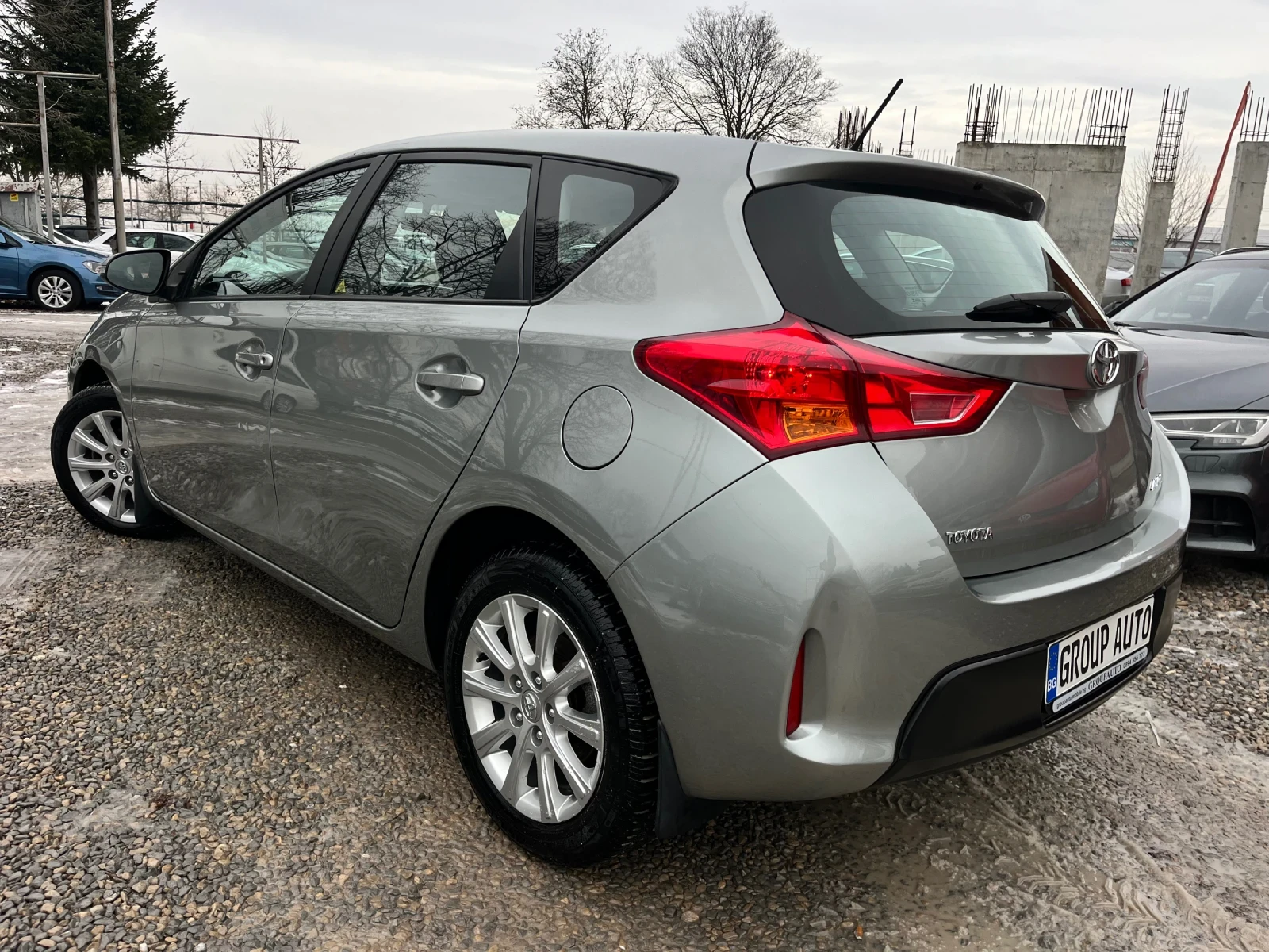 Toyota Auris 1, 6i-132k.c/6ск/ПОДГРЕВ/ТОП СЪСТОЯНИЕ!!! - изображение 5