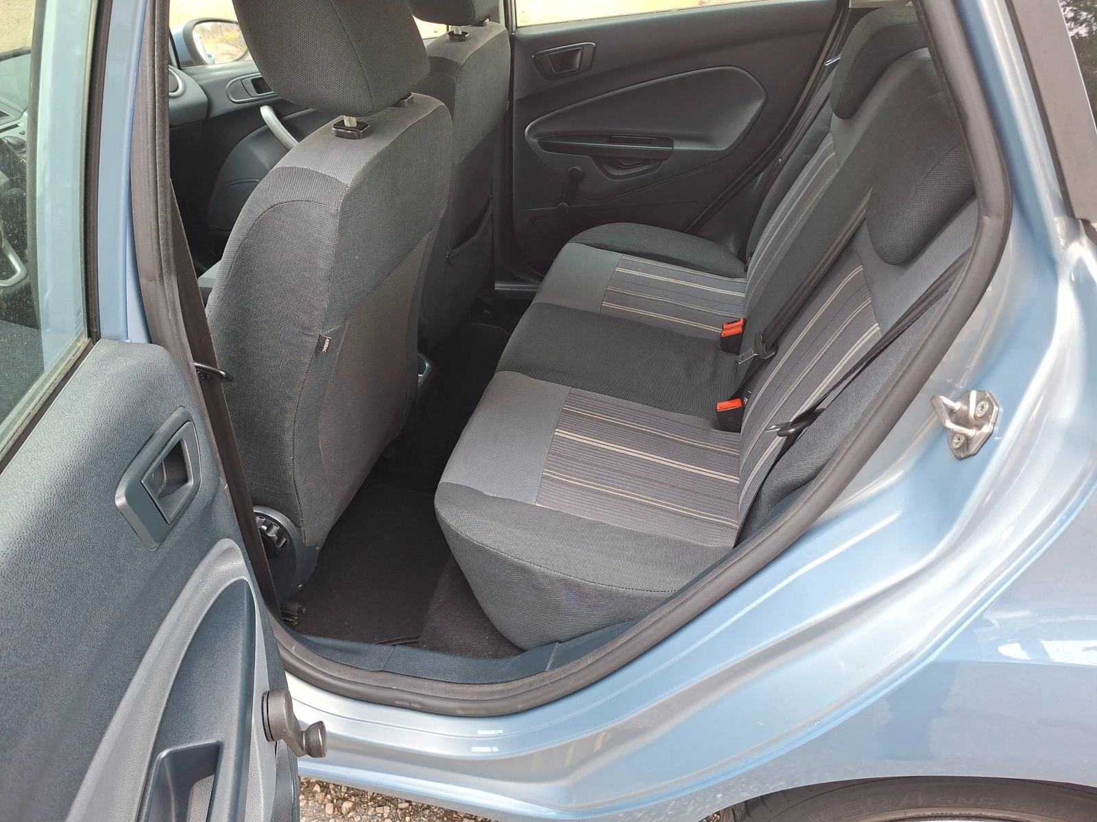 Ford Fiesta 1, 4i* ���* ����� | Mobile.bg � ����������� 10