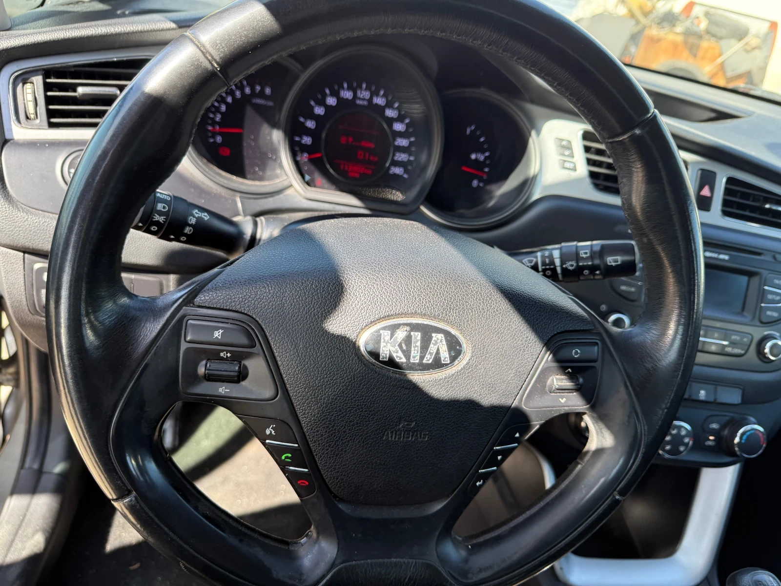 Kia Ceed 1.6 GDI | Mobile.bg � ����������� 10