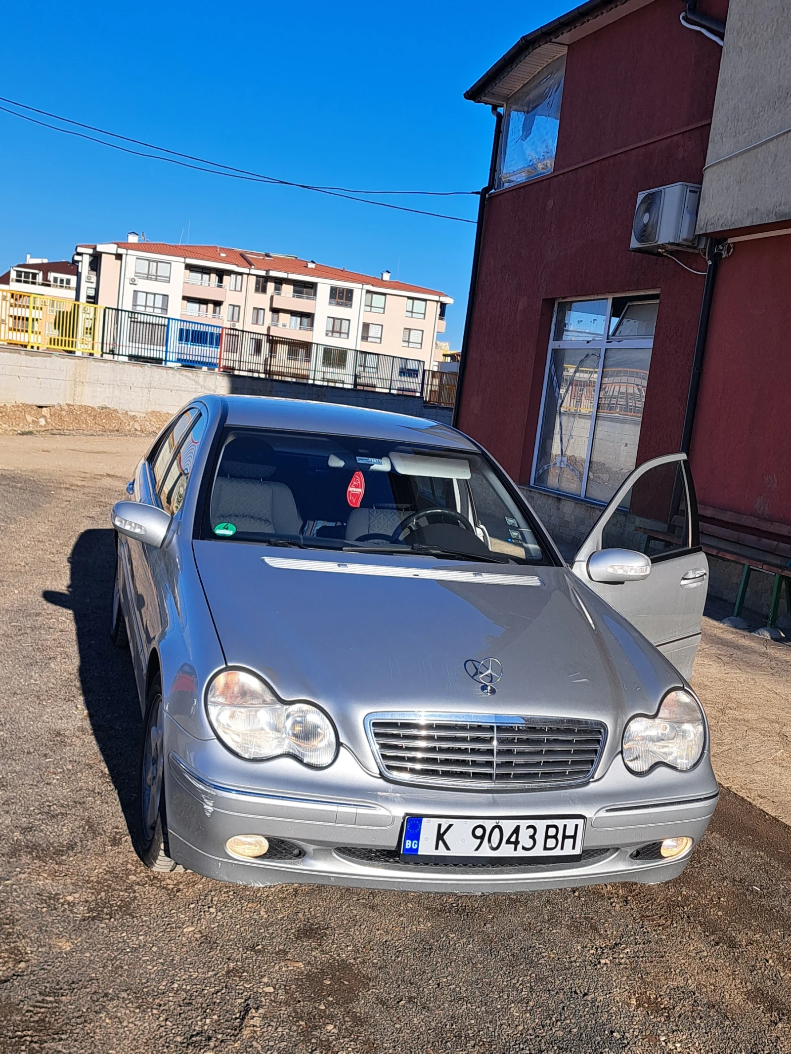 Mercedes-Benz C 270