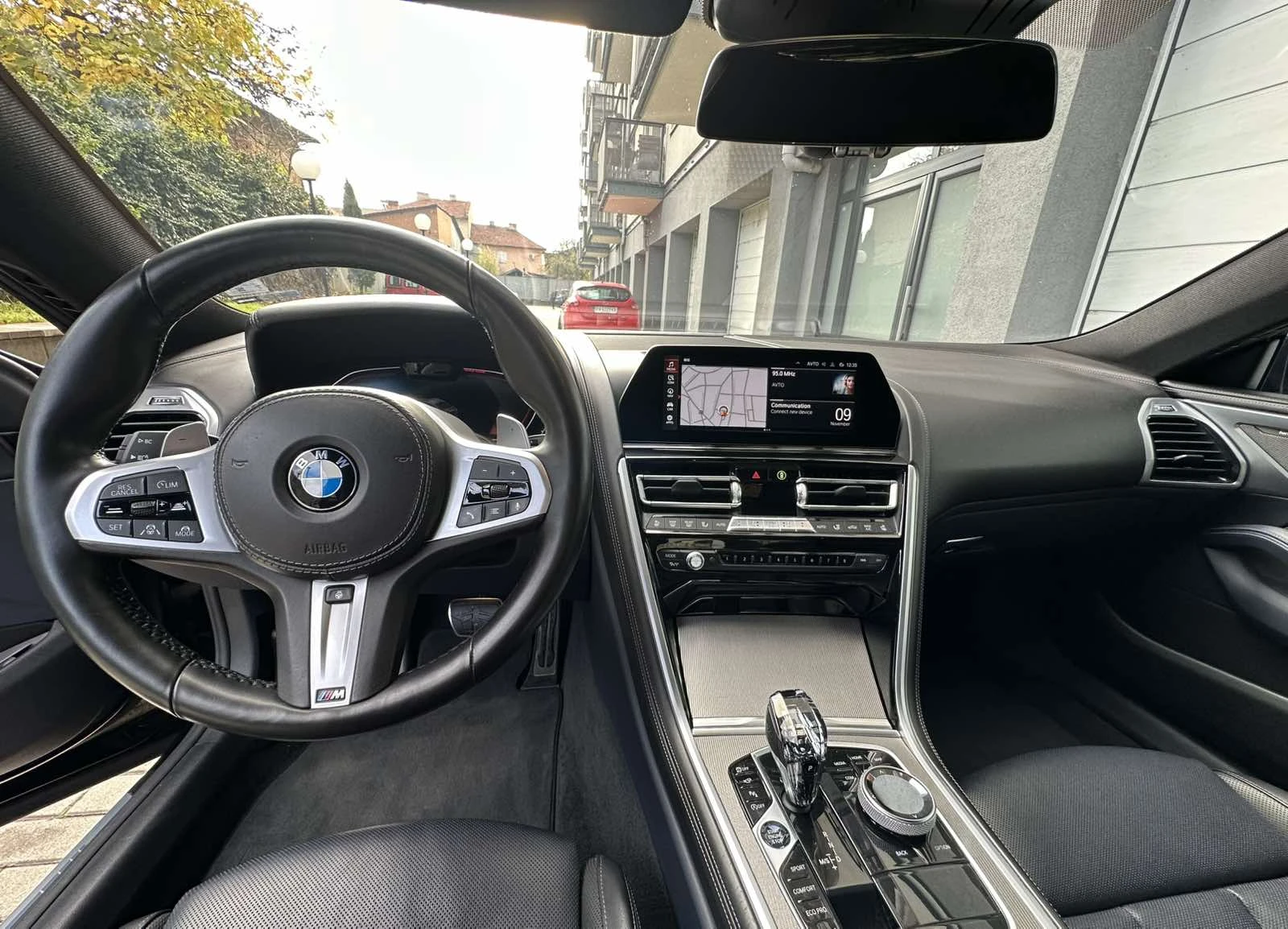 BMW 850 840 M Xdrive, снимка 13 - Автомобили и джипове - 54020758