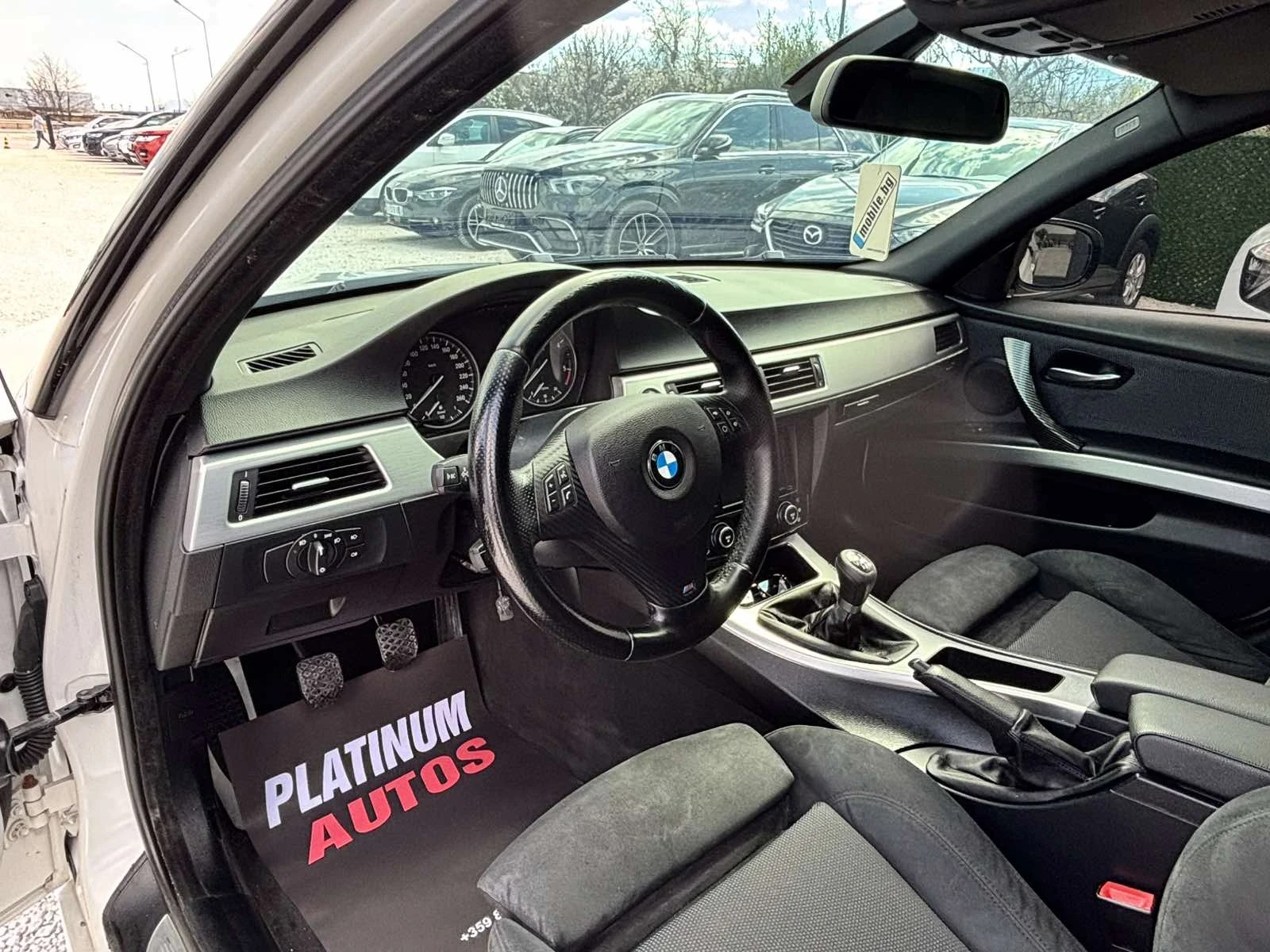 BMW 320 320D/ М  PACK/FACE/NAVI/KAMERA/ТОП СЪСТОЯНИЕ, снимка 16 - Автомобили и джипове - 54181454