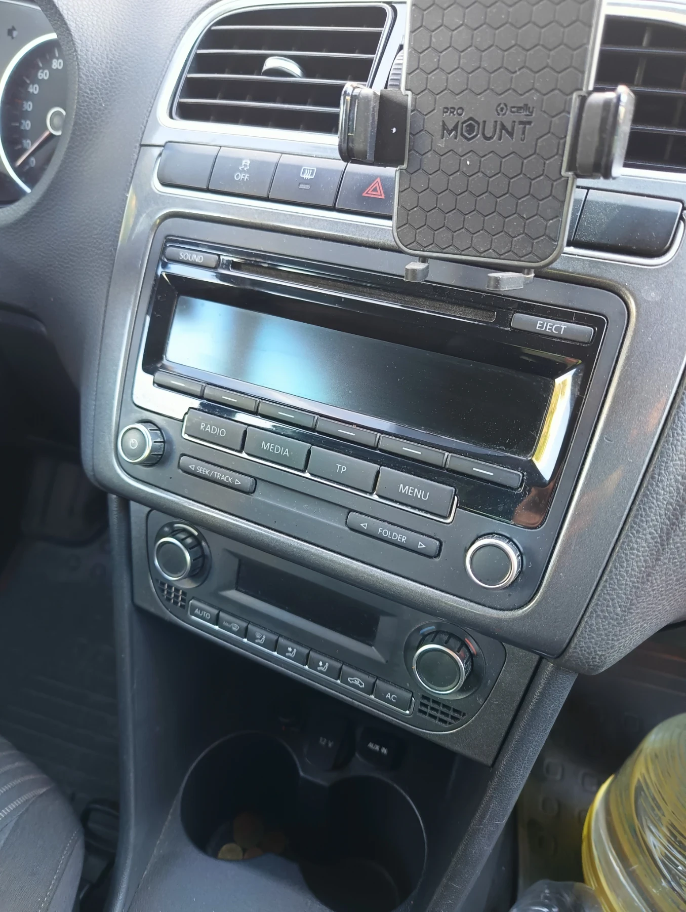 VW Polo Comfort Line, снимка 9 - Автомобили и джипове - 54415092