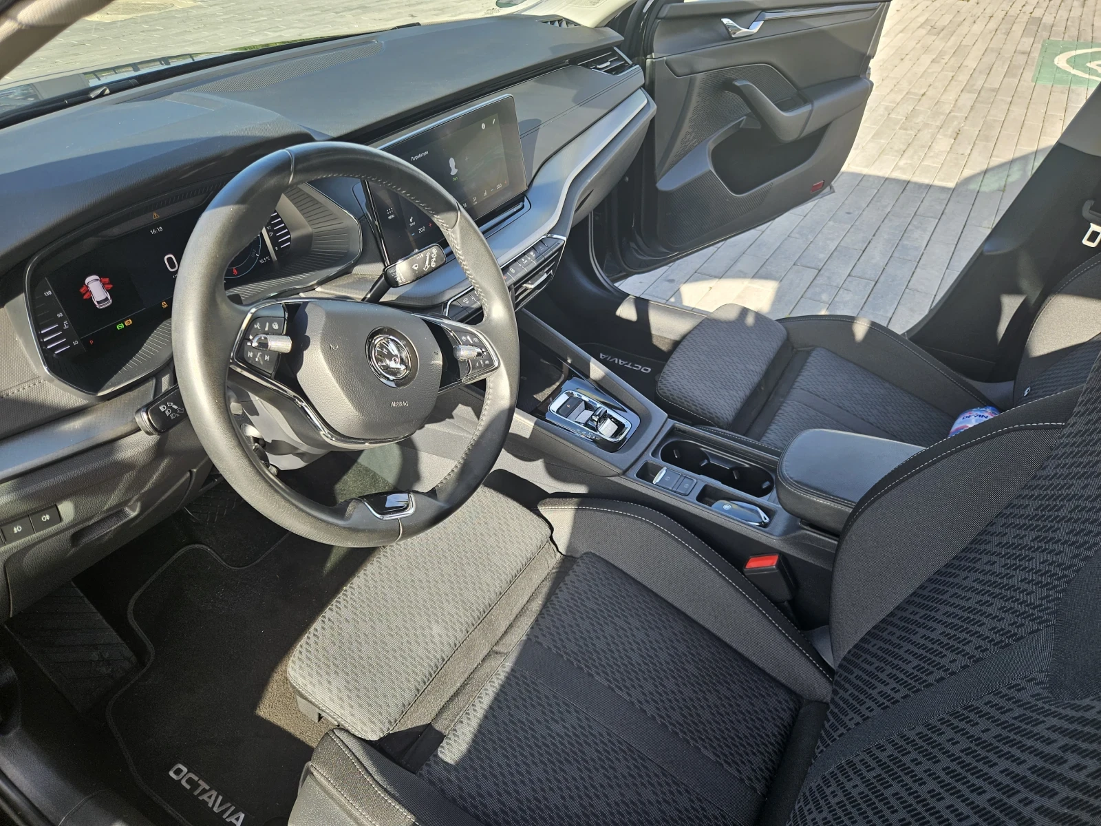 Skoda Octavia, снимка 2 - Автомобили и джипове - 54452462