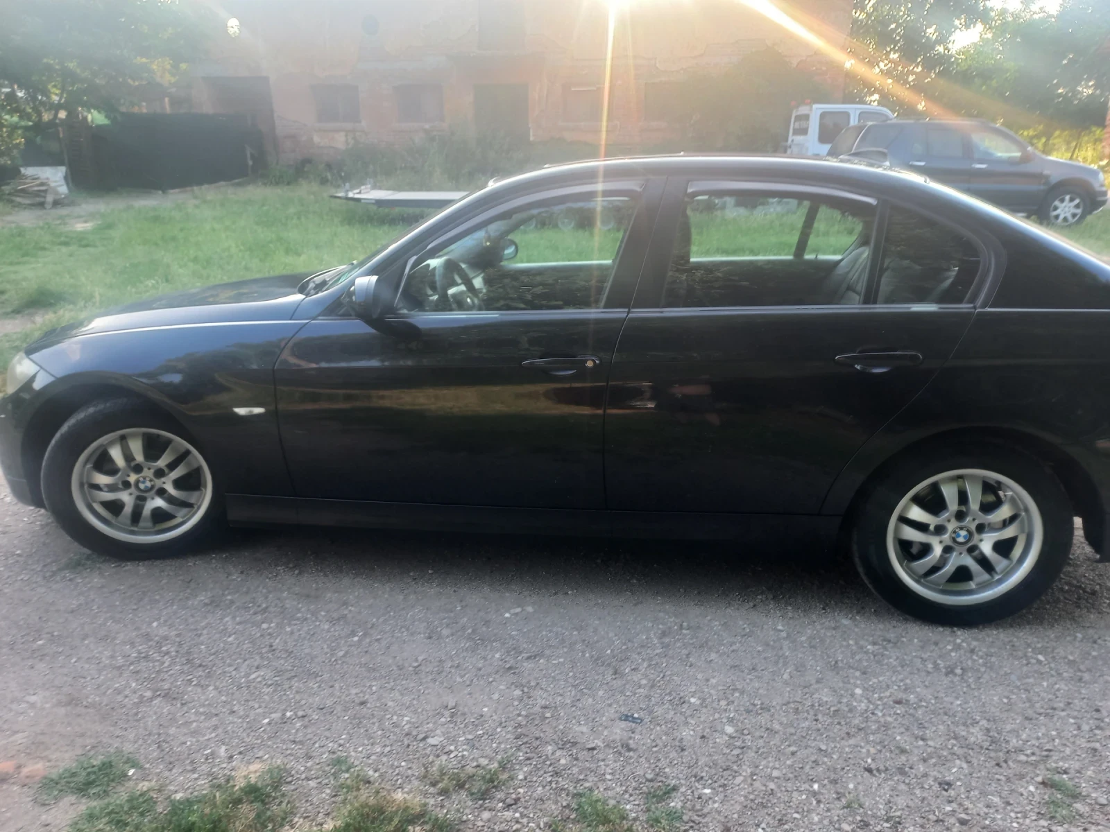 BMW 320, снимка 11 - Автомобили и джипове - 54781836