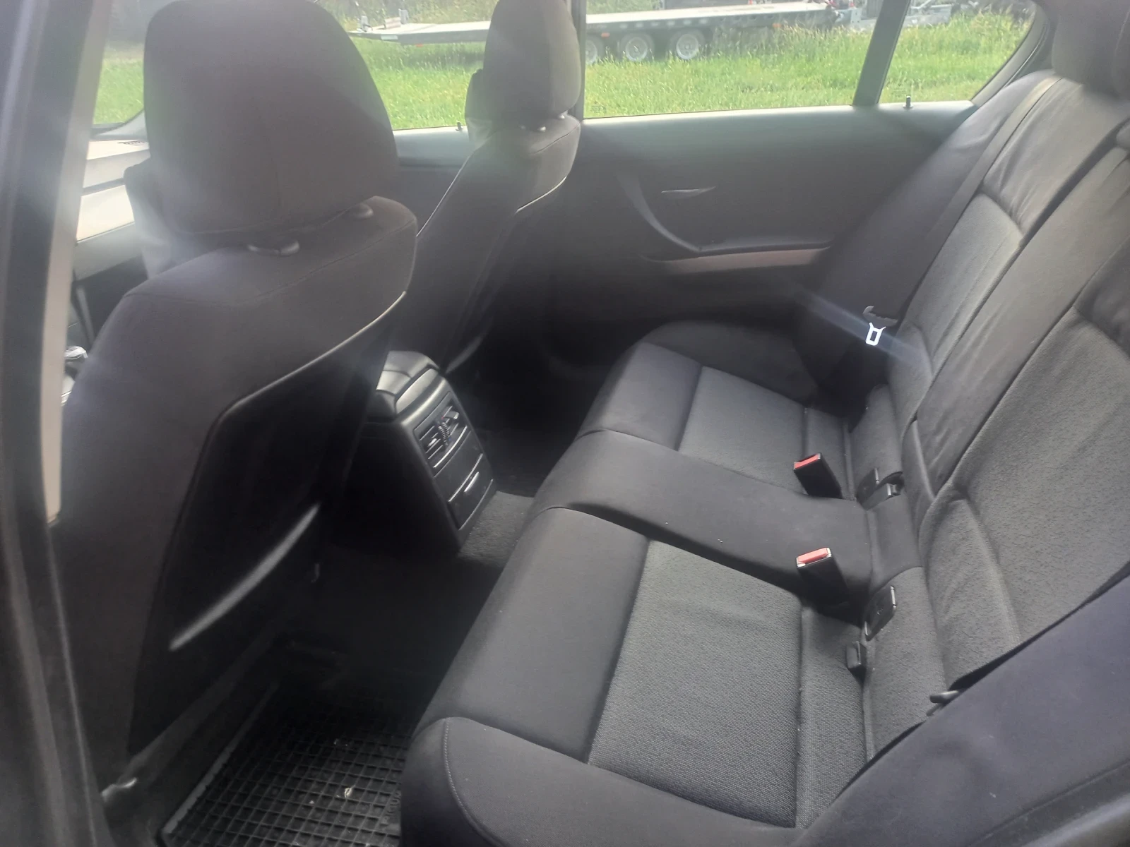 BMW 320, снимка 6 - Автомобили и джипове - 54781836