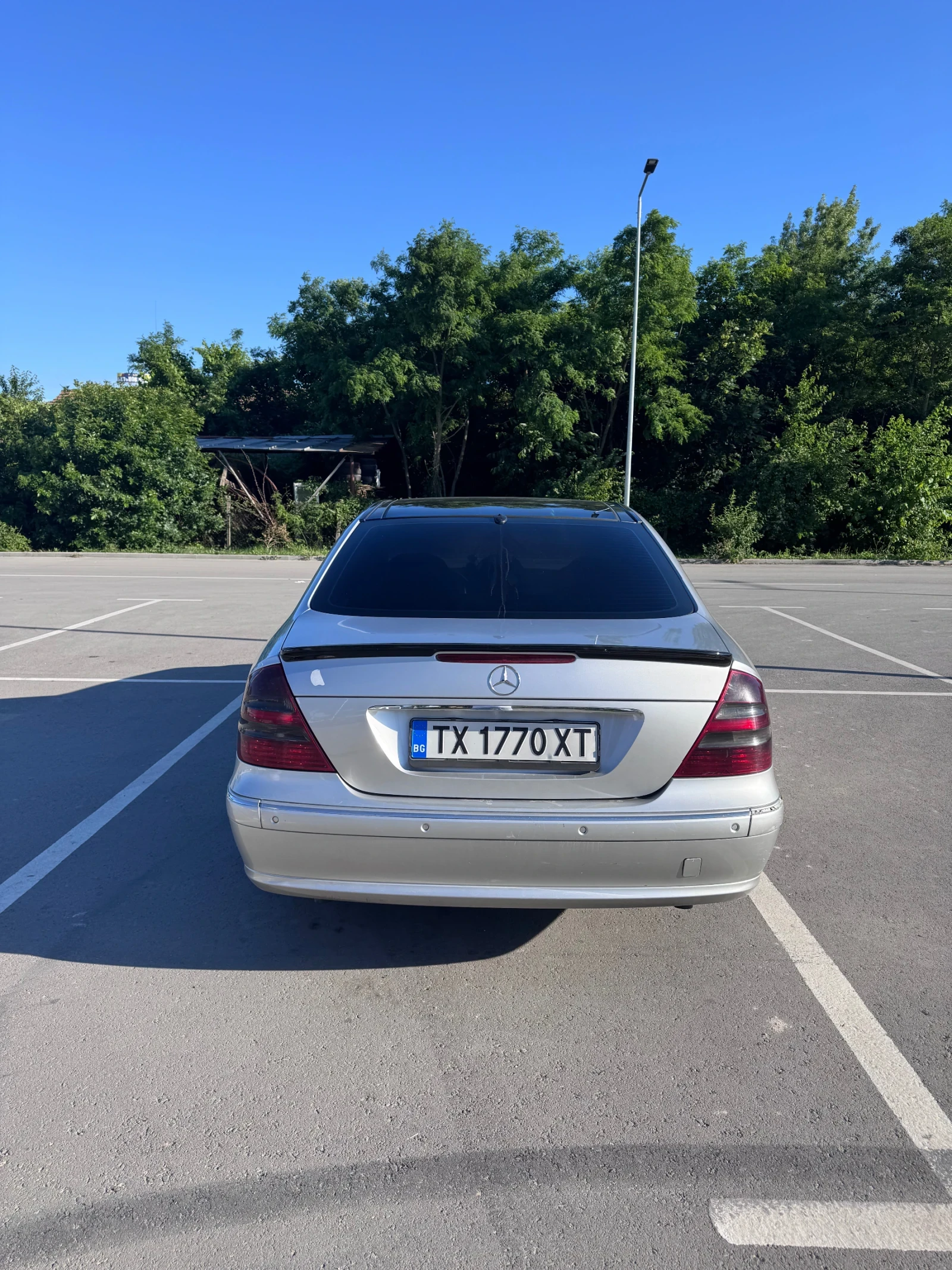 Mercedes-Benz E 320, снимка 5 - Автомобили и джипове - 54997429