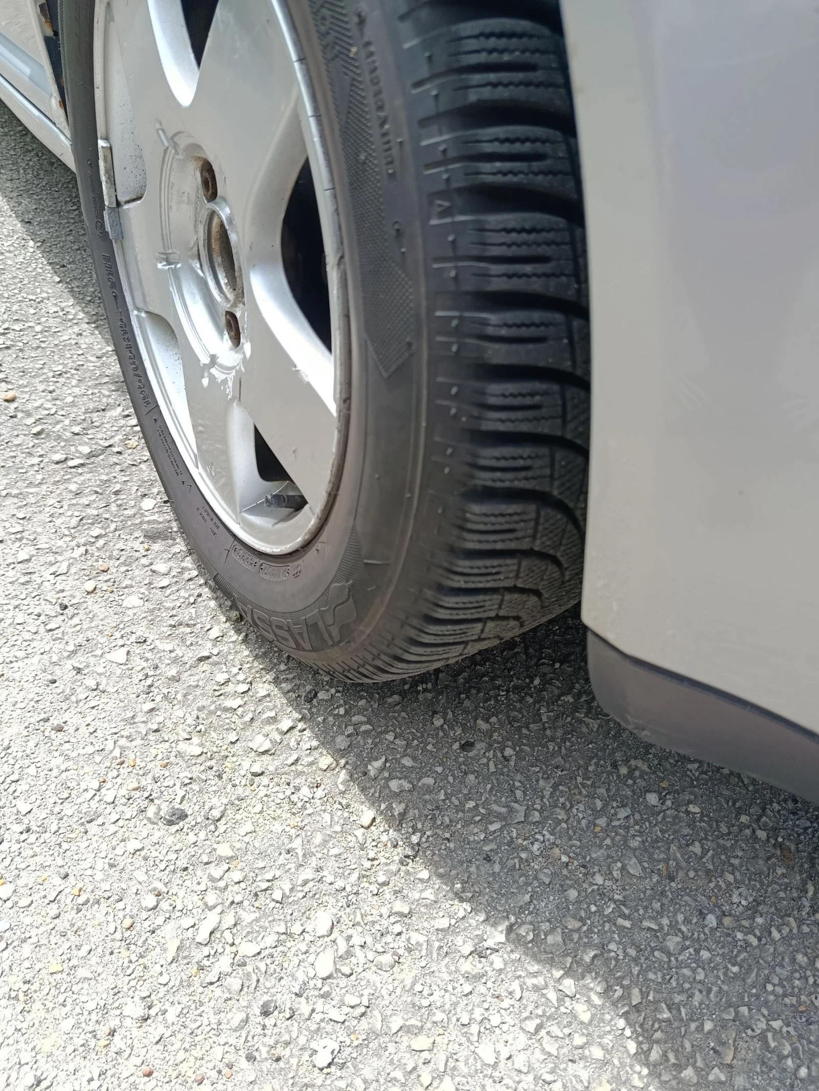 VW Bora, снимка 7 - Автомобили и джипове - 55290031